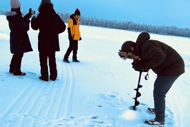 3 Hour Ice Fishing Experience - Three hours beside a frozen Fairbanks lake