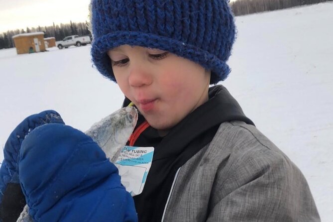 3 Hour Ice Fishing Experience - Learning the gear without feeling lost