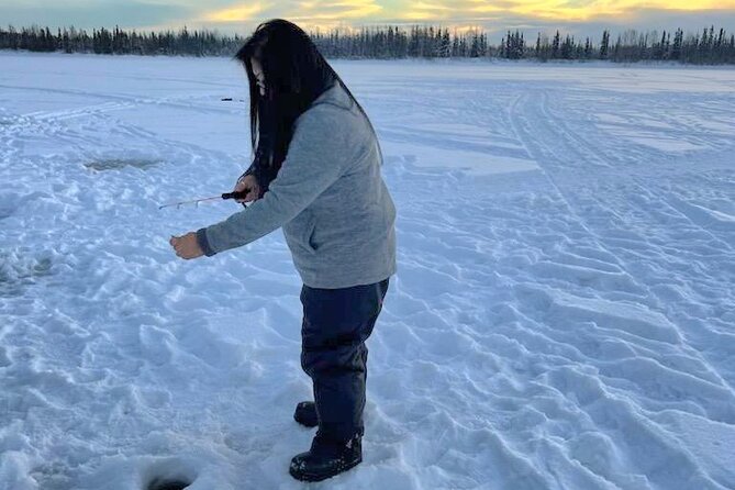 3 Hour Ice Fishing Experience - A small group and a useful local conversation