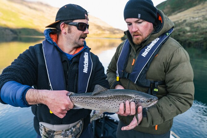 3 Hour in Wanaka Fishing Charters - Meeting guide Ash and getting set up
