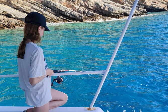 4 Hour Fishing and Swimming Boat Experience in Schisma Eloundas - Lunch with Greek salad and Cretan rusk