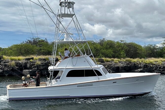 6 Hour Fishing Charter - What six hours aboard the Kona Cowboy feels like