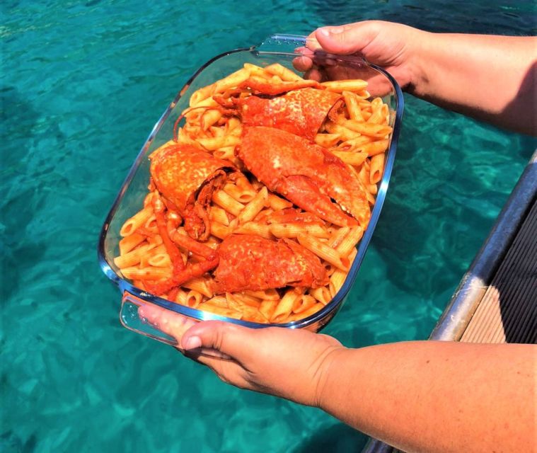 Alghero: Gulf of Alghero Fishing Boat Trip with Fresh Lunch - Lunch built around the catch of the day