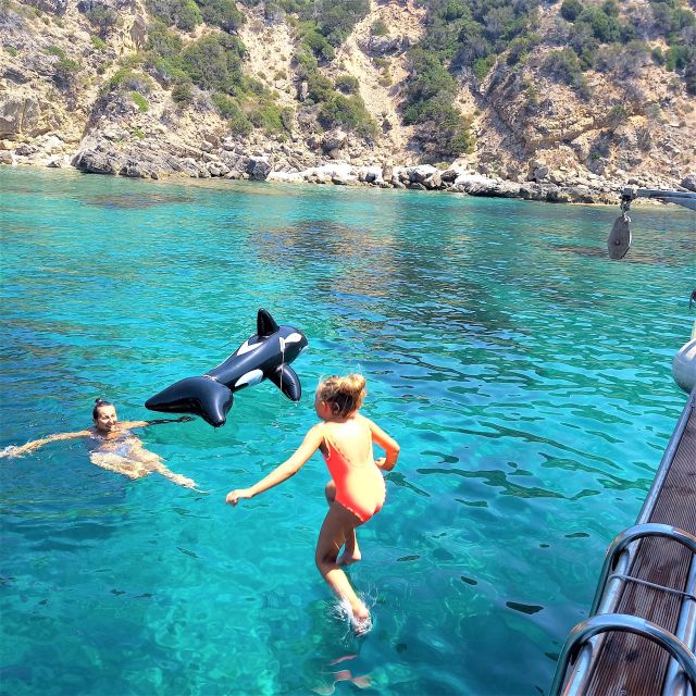 Alghero: Gulf of Alghero Fishing Boat Trip with Fresh Lunch - Is $134.81 a fair price?