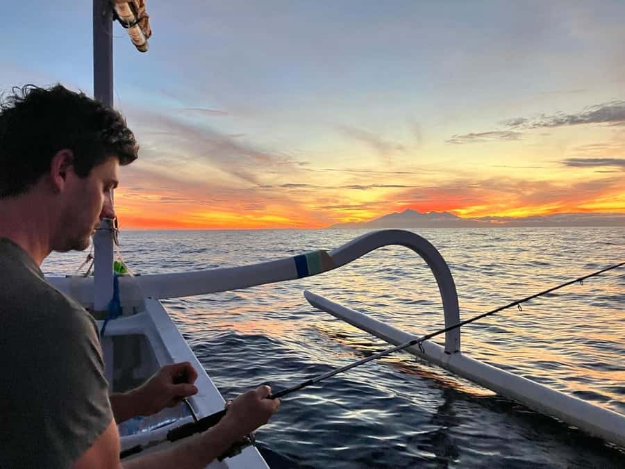 Amed: Private Sunrise Fishing & Catch-and-Cook Experience - The catch-and-cook dinner in Amed