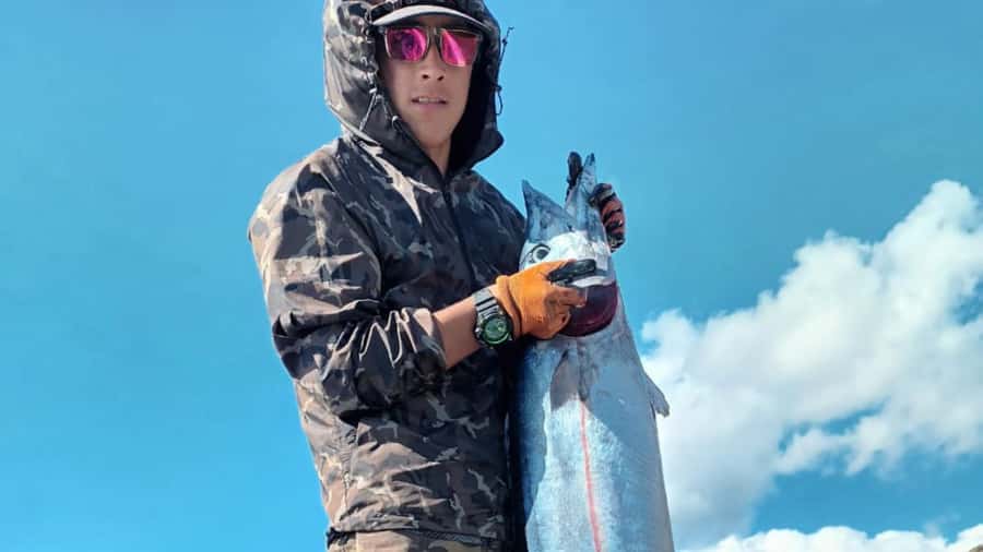Ancestral fishing: Fishing with an experienced Rapa Nui - What happens to the fish you catch