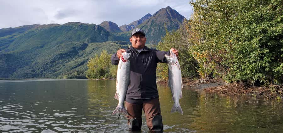 Anchorage: Full-day guided salmon fishing with Hotel Pickup - Which salmon might be available