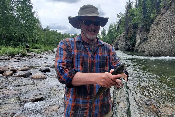 Anchorage Guided Fly-fishing with transportation - Why the small group changes the day