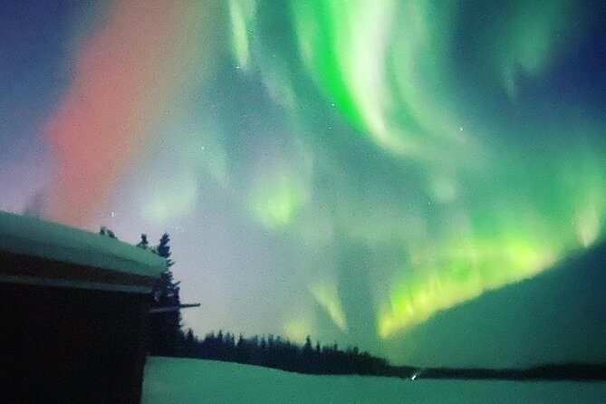 "Aurora Ice" - Ice Fishing & Salmon Dinner Tour - Who will enjoy this Fairbanks night