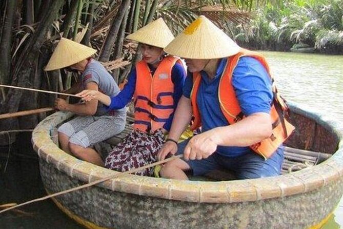 Basket Boat in Hoi An( visit water coconut forest,Crab fishing ) - Crab fishing in the Bay Mau canals