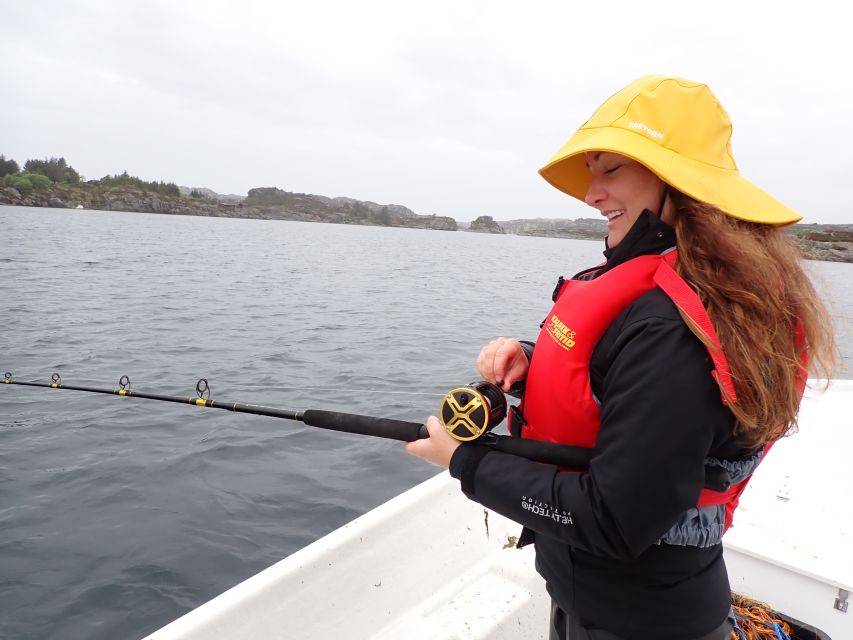 Bergen: Guided Fishing Tour with Outdoor Cooking - Key points at a glance