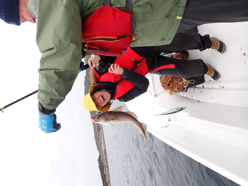 Bergen: Guided Fishing Tour with Outdoor Cooking - Rain, wind and the real coastal experience