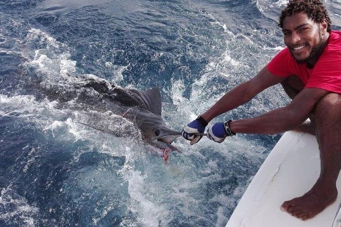 Big game fishing trips Boa Vista - Leaving Sal Rei from Te Manché pier