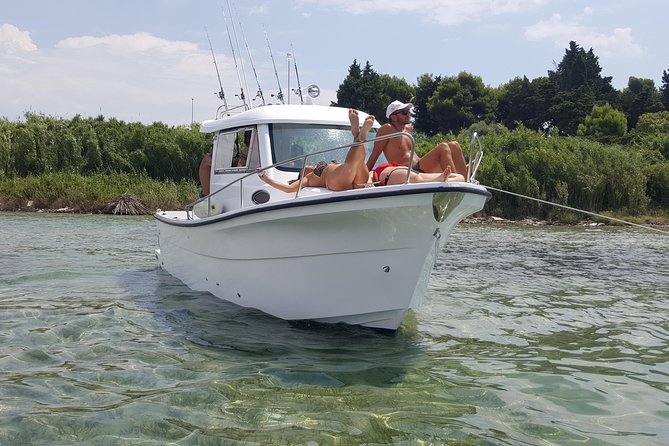 Boat fishing, boat tours, boat party - What This Taranto Boat Trip Really Offers