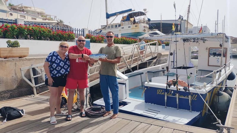 Bottom fishing & light trolling Puerto Calero, Lanzarote - Why this Puerto Calero fishing trip works for mixed groups