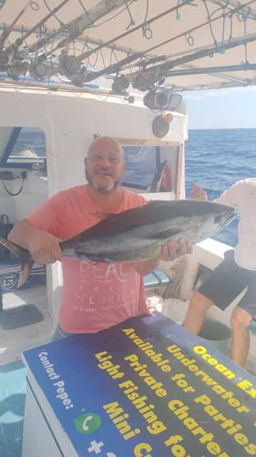 Bottom fishing & light trolling Puerto Calero, Lanzarote - Light trolling and the chance of tuna