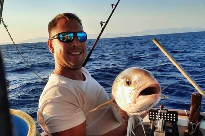 Captain Manolis Fishing with barbecue on the boat - A four-and-a-half-hour taste of life at sea