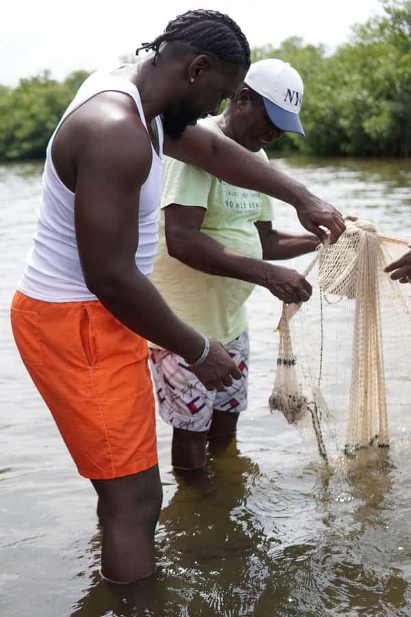 Cartagena: Artisanal fishing through the mangroves - Booking details that matter