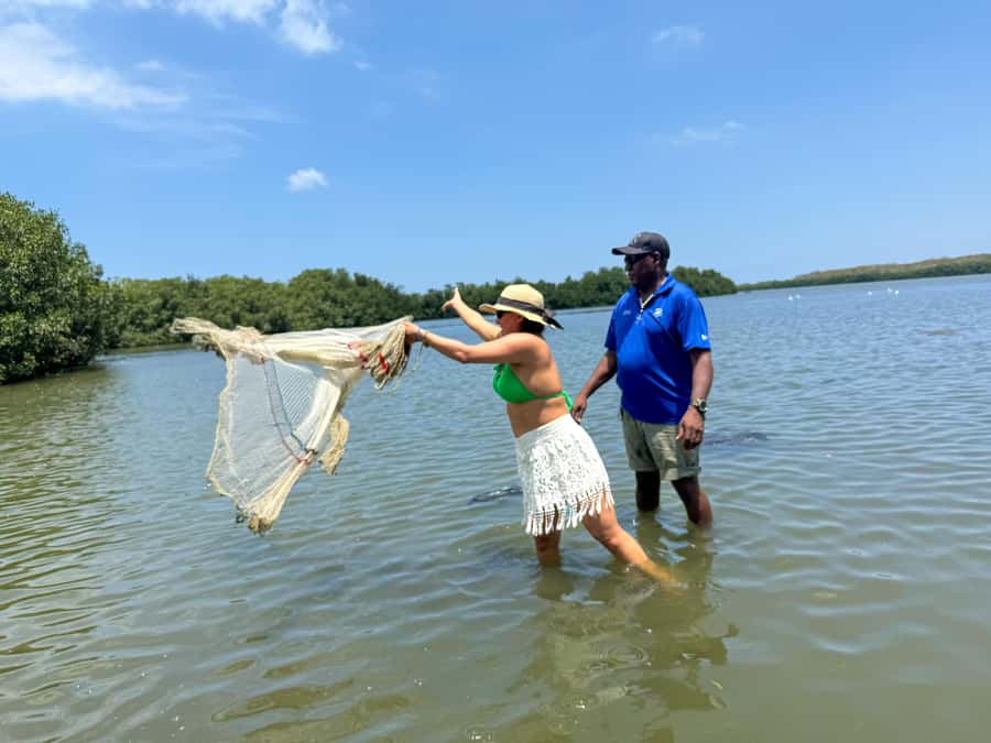 Cartagena: Artisanal fishing through the mangroves - My call: book it for the local angle