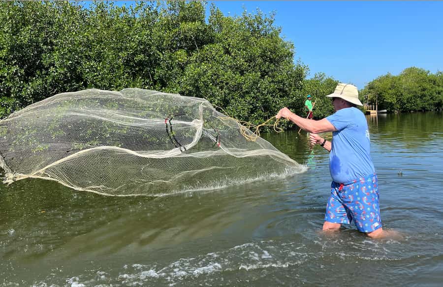 Cartagena Fishing, Crabbing, Birdwatching Experience + Lunch - Key points at a glance