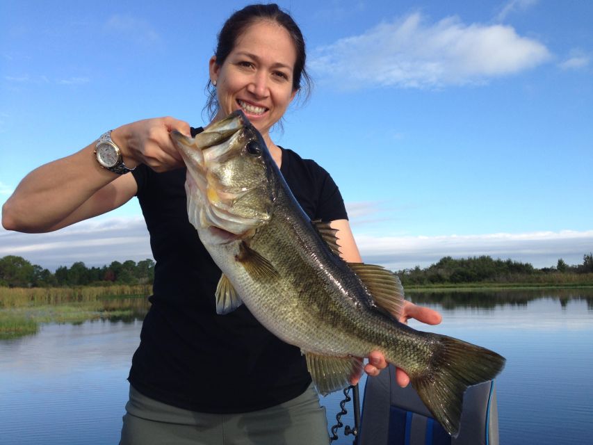Clermont: Trophy Bass Fishing Experience with Expert Guide - The Wall of Fame gives the outing a clear target