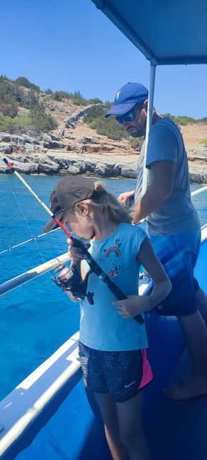 Crete: Boat Cruise with Fishing, Swimming, Lunch, and Drinks - Lunch built around the day’s catch