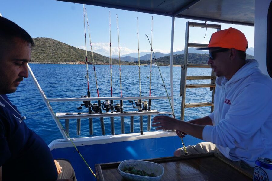 Crete: Fishing & Swimming Boat Cruise with Lunch & Drinks - A friendly crew makes the difference