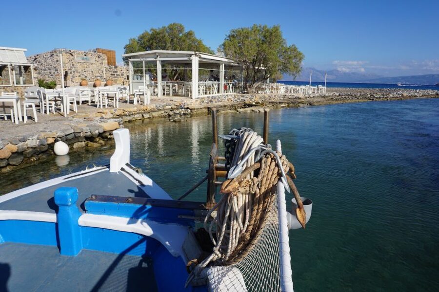 Crete: Fishing & Swimming Boat Cruise with Lunch & Drinks - Timing, weather, and what to pack