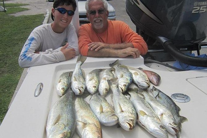 Crystal River Inshore Fishing Charter - Fishing Crystal Bay in changing conditions