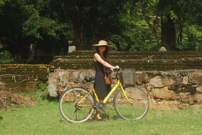 Day out to Galle[Stilt Fishing. Turtle watching.Cinnamon Farm] - Lunch, shopping, and the value of flexibility
