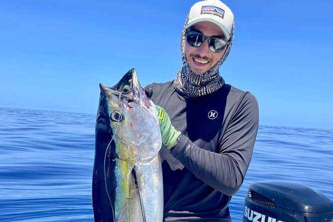 DEEP SEA FISHING 1/2 day (private group) - Fishing for mahi-mahi, tuna, bonito, and marlin