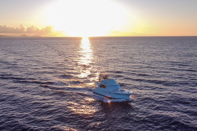 Deep Sea Shared Fishing Charter in Honolulu - The crew can make or break a slow day