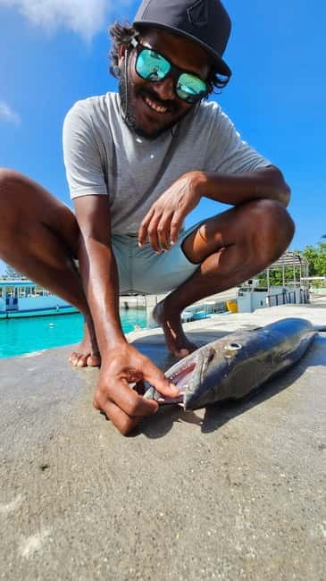 Dhiffushi: Sport Fishing Big Game Fishing Maldives - Three hours to work the fishing grounds