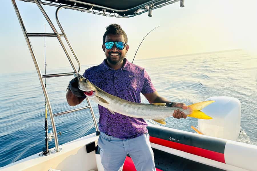 Dubai: 4-Hour Deep Sea Fishing, Trolling, Casting - Meeting at Dubai Marina and getting aboard