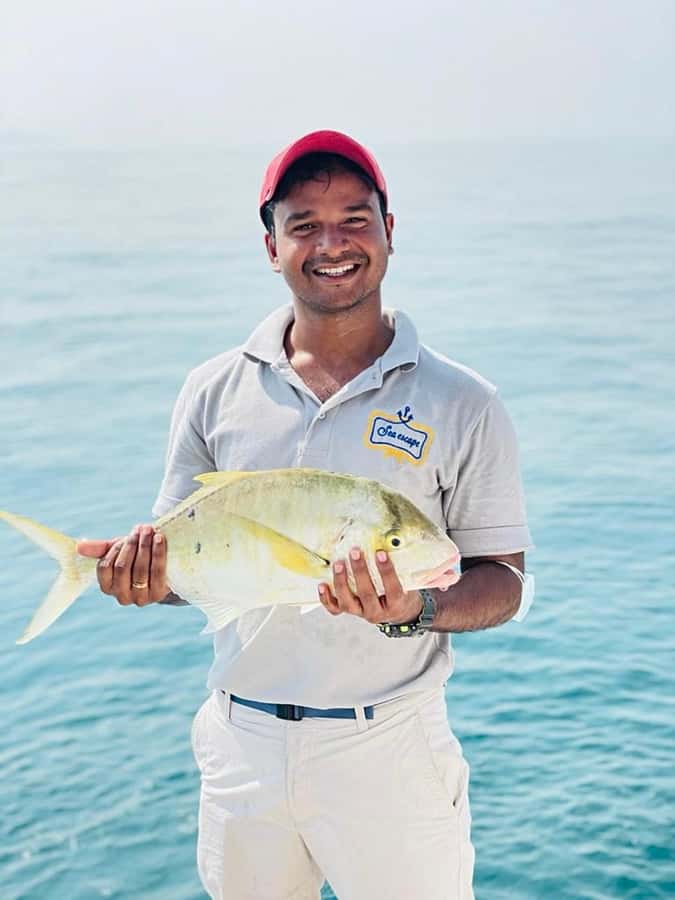 Dubai: 4-Hour Private Deep Sea/Trolling Fishing Trip - What fishing on the Beneteau is like