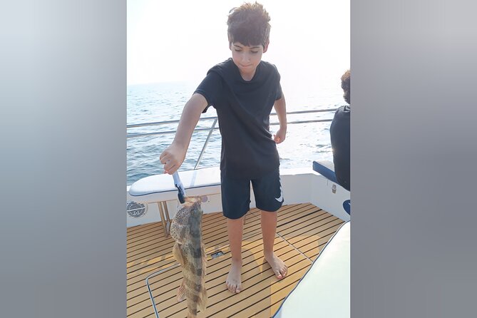 Dubai Deep Sea Fishing 4 hours + BBQ of Catch - The barbecue is more than a finishing touch