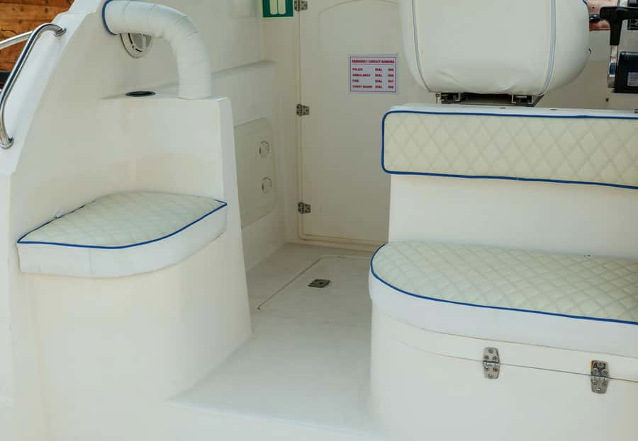 Dubai: Fishing Trip with Equipment and Crew - Who will enjoy this most?