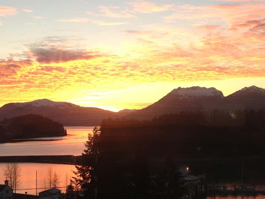 Ear Mountain Charters tours: whale watching or fishing - A Small Boat Out of Icy Strait Point