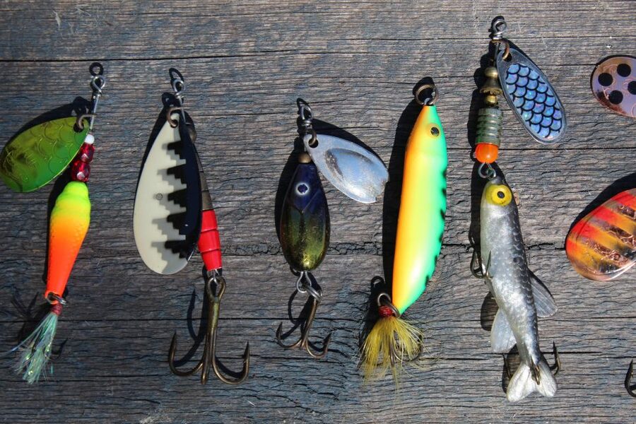Estepona: Fishing Tour StartFisher 1060 - Choosing between trolling, bottom fishing, jigging, and deep water