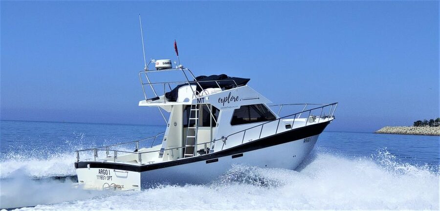 Explore Sesimbra: Private Sport Fishing All Inclusive Tour - Four hours focused on fishing and marine life