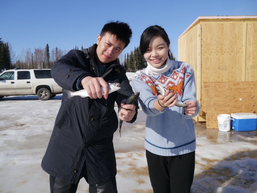 Fairbanks: Aurora Ice Fishing Tour - Learning the basics from an experienced guide