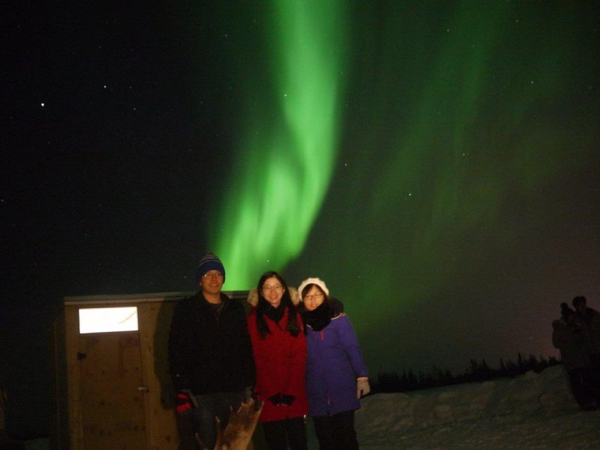 Fairbanks: Aurora Ice Fishing Tour - What the warm hut changes