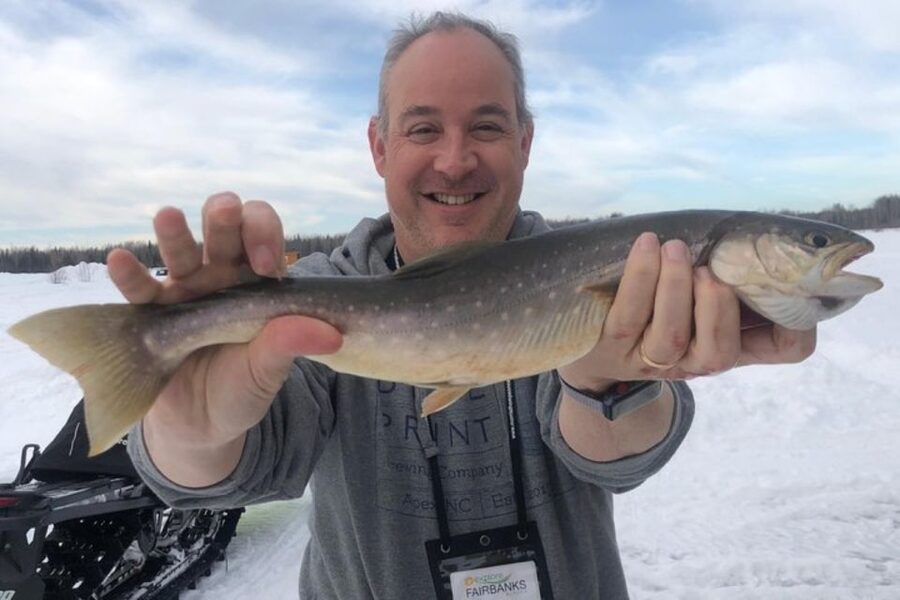 Fairbanks: Guided Ice Fishing Tour - What the four-hour outing feels like