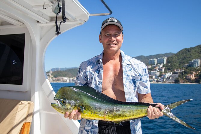 Fishing and snorkel tour in Puerto Vallarta and Nuevo Vallarta - What $1,075 means for a private group