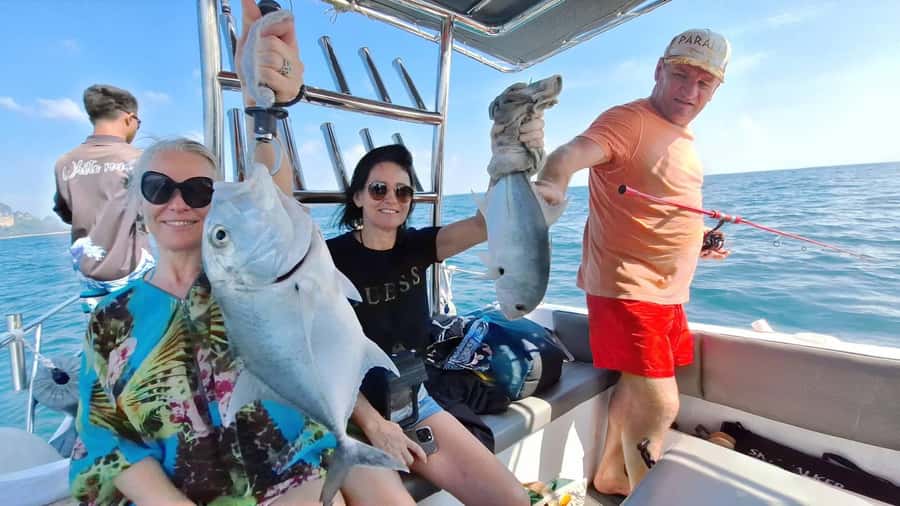 Fishing at Krabi : Full day - Ko Poda and three and a half hours of fishing