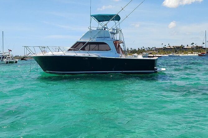 FISHING PRO CHARTERS - Boat Excursion - Divina - A private Punta Cana fishing trip, not a guaranteed catch