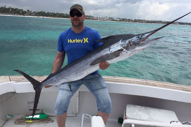 FISHING PRO CHARTERS - Boat Excursion - Divina - The slow periods are part of the deal