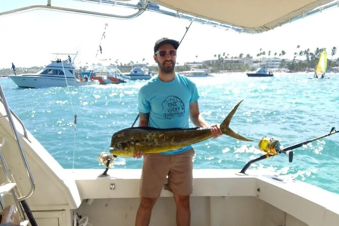 FISHING PRO CHARTERS - Boat Excursion – Mar-Quesa - The crew makes a major difference