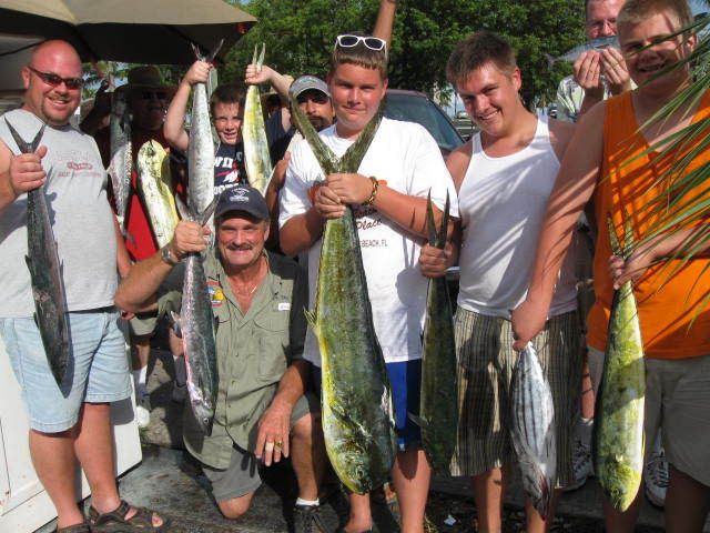 Fort Lauderdale: 4-Hour Deep Sea Drift Fishing Trip - A sensible choice for families and beginners