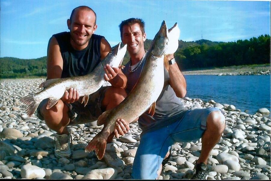 From Aix-en-Provence: 3-Hour Fishing in Provence - Meeting near Cadenet, not in central Aix